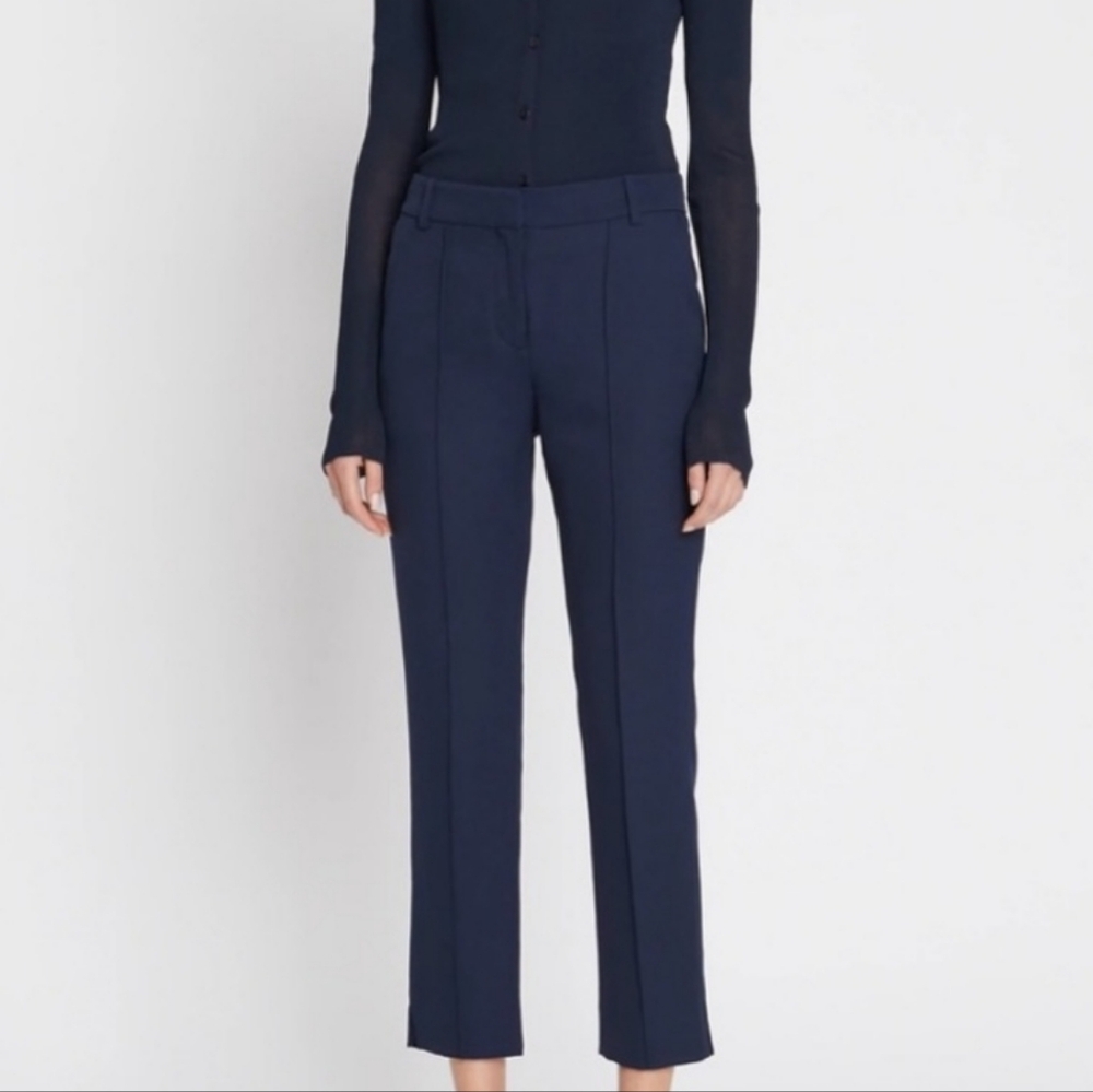 Tory Burch Sport Navy and White Athletic Pants GOLF Size 6 EUC $195
